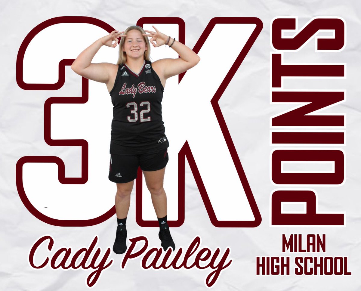 CoachMoxAmaka's tweet photo. 🔥🔥🔥🔥🔥HUGE CONGRATS to this future Lady Bear for dropping 47points tonight AND for reaching this big time milestone 🤯! @pauley_cady super proud of you! Keep grindin girl!! #3000Points‼️ https://t.co/42eT03ydgj