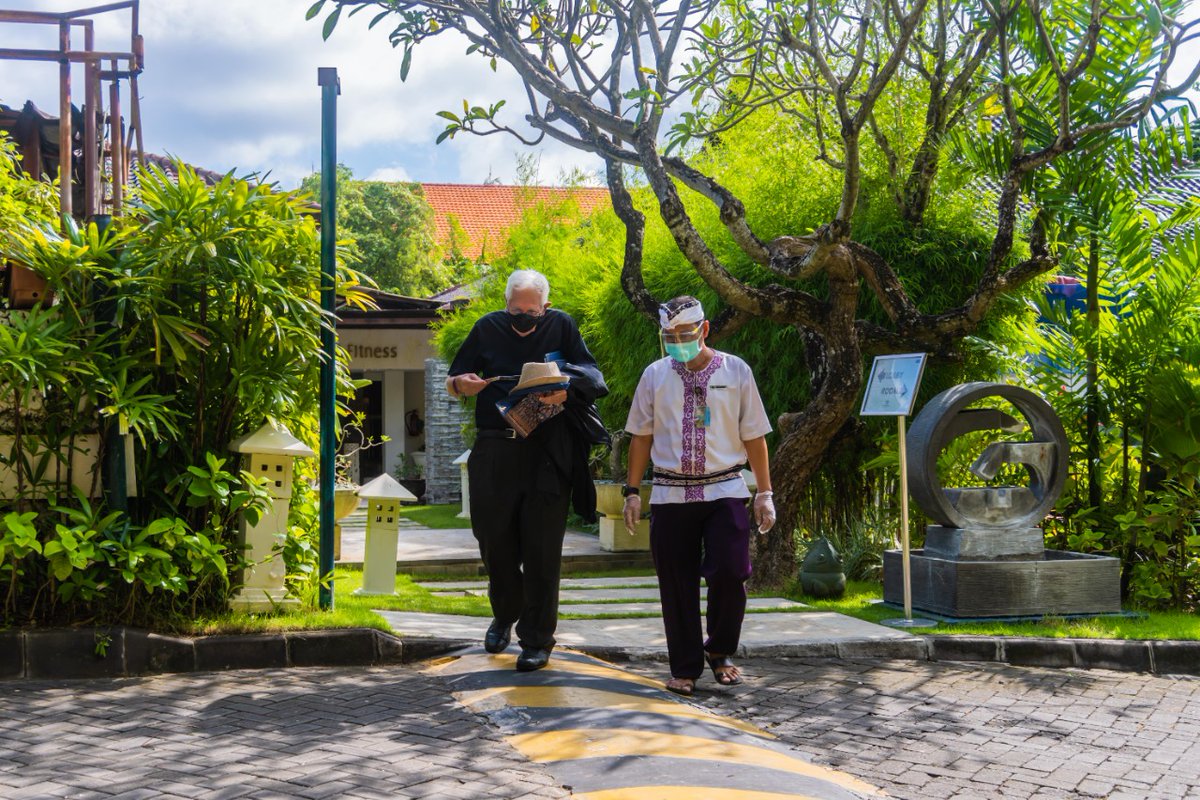 DkphBali's tweet photo. Discovery After Flight Quarantine Package 
5 Days 4 Nights start from IDR 7.850.000 (for 2x Vaccinated) 
3 Days 2 Nights start from IDR 5.250.000 (for 3x Vaccinated - Booster)

Book your Quarantine Package :
https://t.co/Cxow64i1el

Or Whatsapp +62811 3960 3960

*T &amp; C Apply https://t.co/ROkxTh71H4