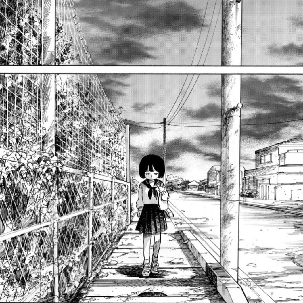 地元の通学路を参考に描きました。
背景は田舎道を描くのが一番好きです。 

超恋愛体質ひとみちゃん2話
📖https://t.co/LbqKbkU1KY 
