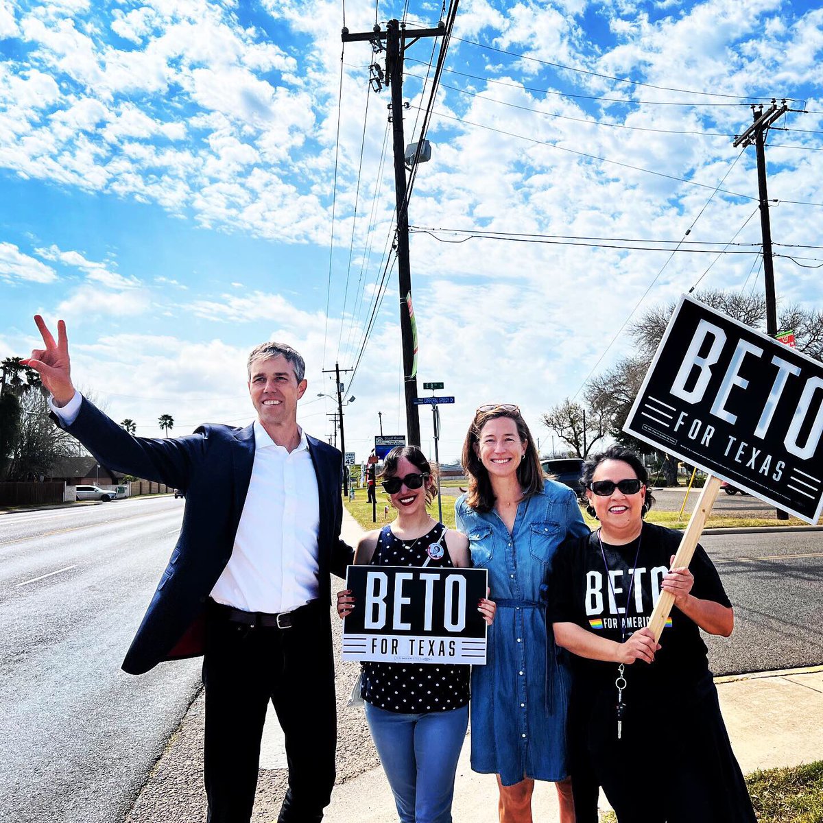 hdbiker52fl's tweet photo. BREAKING NEWS!
Beto Pendejo has gotten 3 votes 🗳 so far! 🤣
Early voting in Texas:
Feb 14 - 25
Election Day is March 1
#VotePatriotsOnly
#NoRINOs
#NoSocialists https://t.co/cTYdqbOTlH