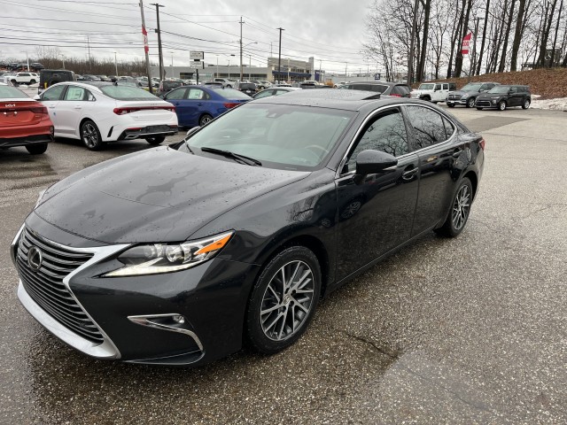 SSWholesale's tweet photo. Check out this 2016 Lexus ES 350 Sedan at S&amp;S Wholesale: https://t.co/8fO1nbcJFe https://t.co/gyejiqR7Sk