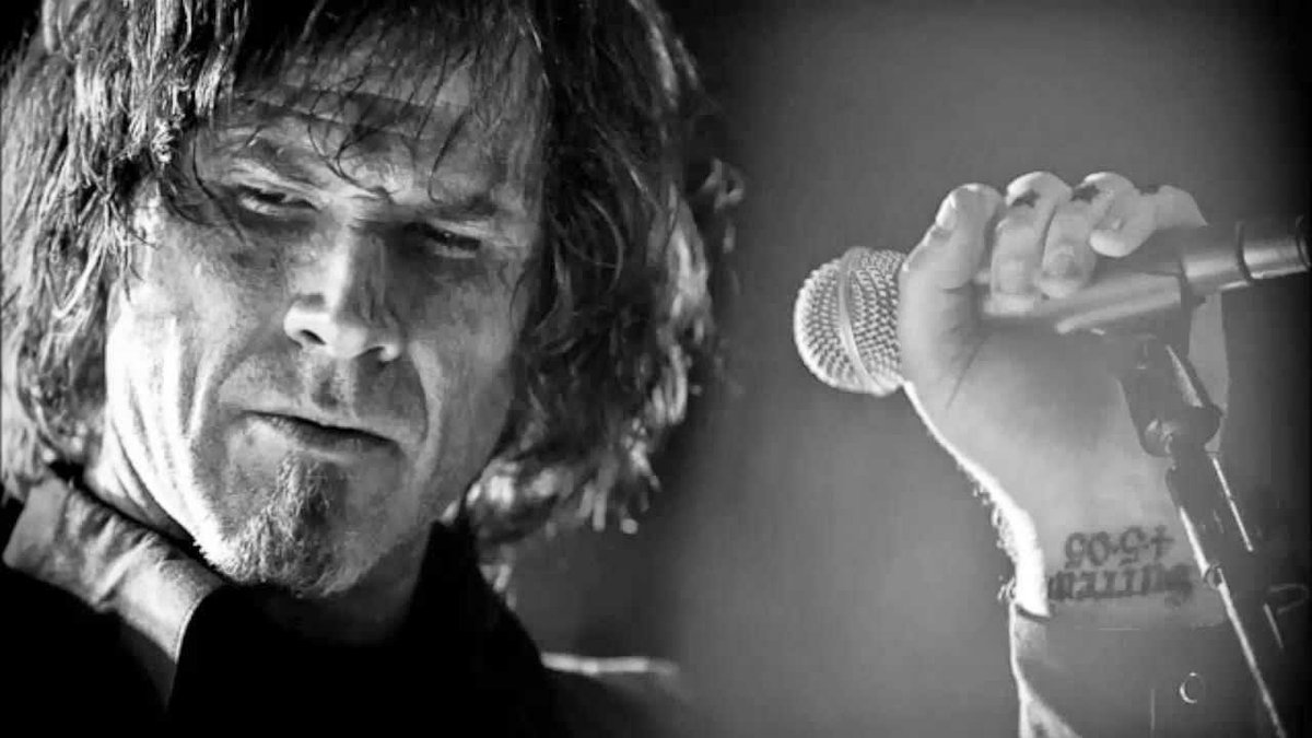 naftemporikigr's tweet photo. Πέθανε ο Mark Lanegan, τραγουδιστής των Screaming Trees και Queens of the Stone Age https://t.co/izEpKzSq7B #RIP #marklanegan #screamingtrees #madseason #queensofthestoneage #marklaneganband #seattlemusicscene #seattlesound #90sgrunge #goodbyemark #laneganforever #naftemporiki https://t.co/bSSbolbywG