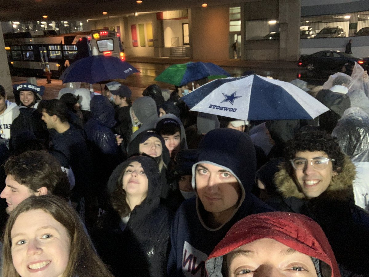 teagoncalves's tweet photo. hi @UConnHuskyAD lots of students were moved from being covered to being in the rain when we’ve been here since 3! we aren’t feeling very appreciated for our dedication #playthemallingampel https://t.co/ZEjiOsGUJZ