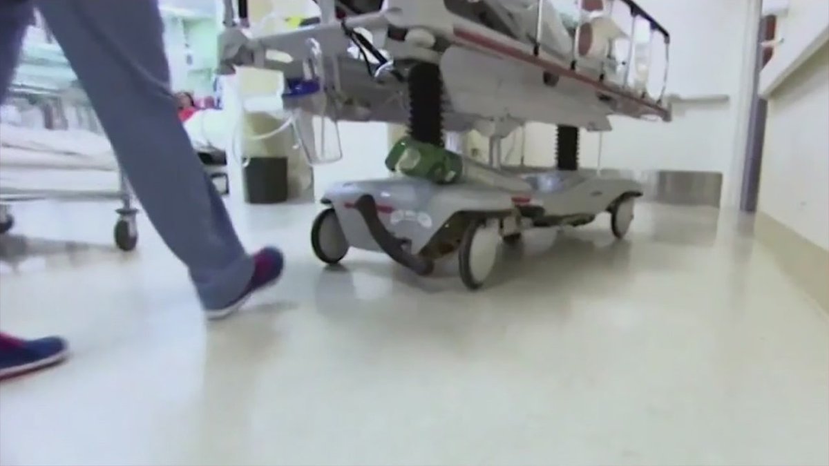 New England college student, 19, has legs amputated after eating leftover noodles, doctor says fox2detroit.com/news/new-engla…