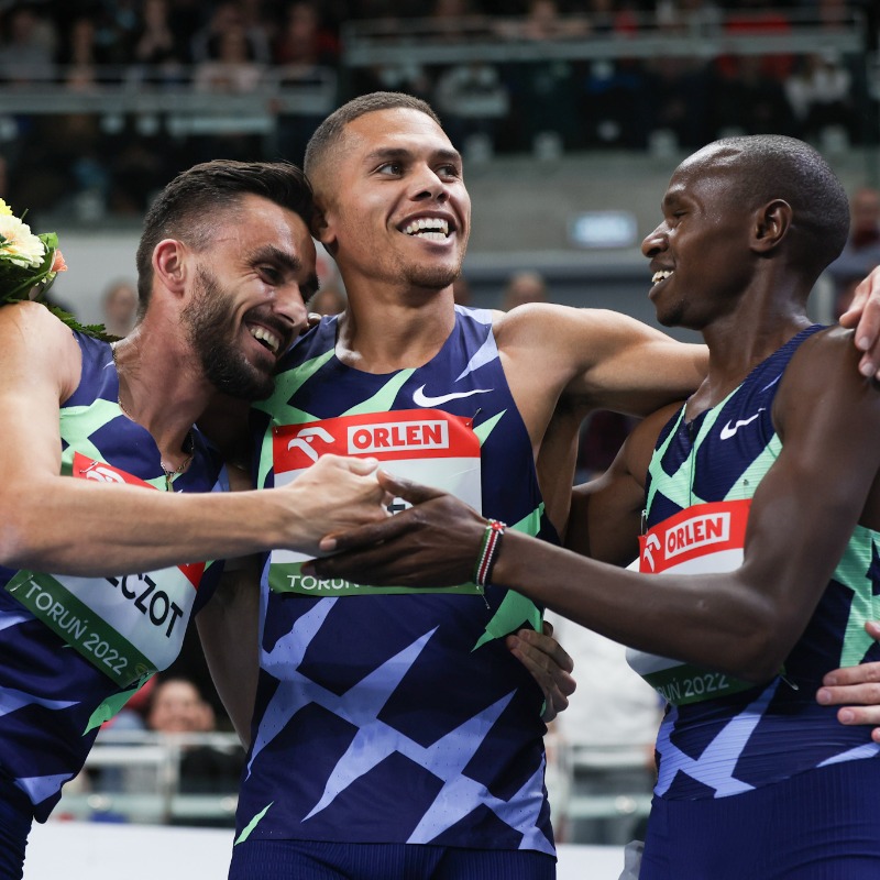 WorldAthletics's tweet photo. Toruń always delivers 💫

A thrilling head-to-head between home 60m star Ewa Swoboda 🇵🇱 and @FastElaine 🇯🇲, plus world-leading performances by Gudaf Tsegay 🇪🇹, Filip Mihaljevic 🇭🇷, and Femke Bol 🇳🇱.

Full report from #WorldIndoorTour Gold's @CopernicusCup 👇