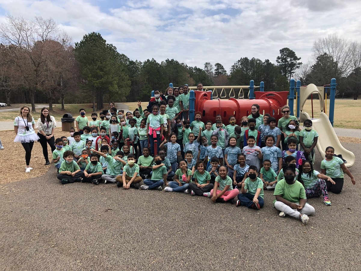 WWFMagnet's tweet photo. Tie Dye Tuesday on 2-22-22!!!
@WildwoodForest @WildwoodPTA  thanks for organizing us! https://t.co/hnbRqNi4oA