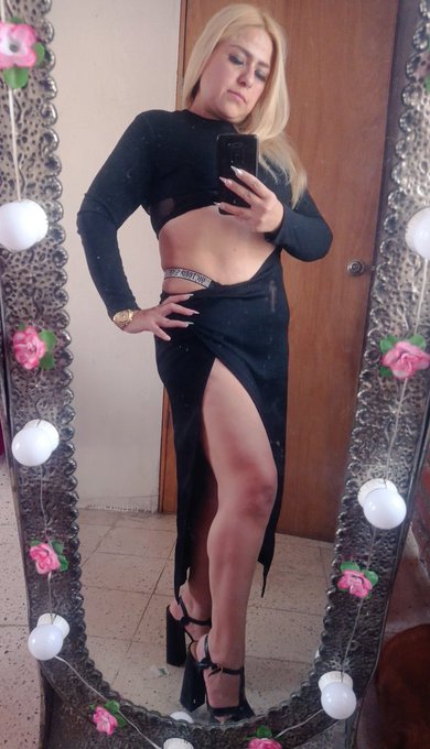 Linda tarde bbys 😘 recuerden que tengo sets de fotos o video 🤑🤑😈😈 https://t.co/NNc5KCFk8f<a href="/tag/packsdechicas"class="tags"><span>#packsdechicas</span></a><a href="/tag/packshot"class="tags"><span>#packshot</span></a><a href="/tag/packs_onlyfans"class="tags"><span>#packs_onlyfans</span></a>