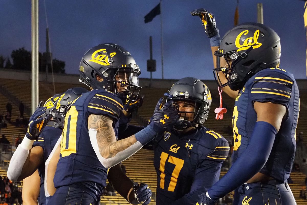 d1_tee0's tweet photo. After a great conversation with @browning_coach I’m blessed to receive an offer from the University of California! @CalFootball @CyWoodsFB212 @davidbrown2nd https://t.co/7J7xmsTIFb