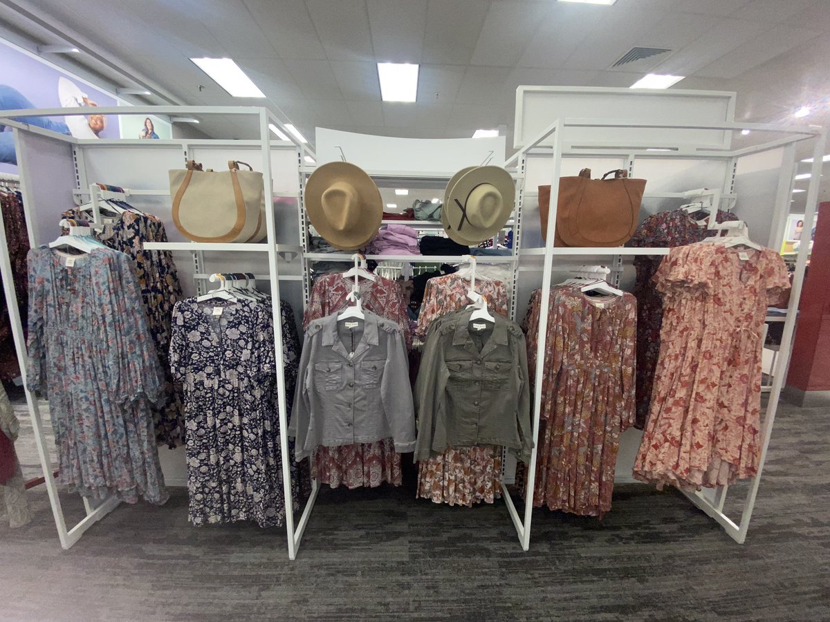 JaviVM0347's tweet photo. “Don't stop be-leafing... warmer weather is almost here!” We’re feeling all the spring vibes here at #0347 @Target @Carrieg0347 https://t.co/3EJsybKj1s
