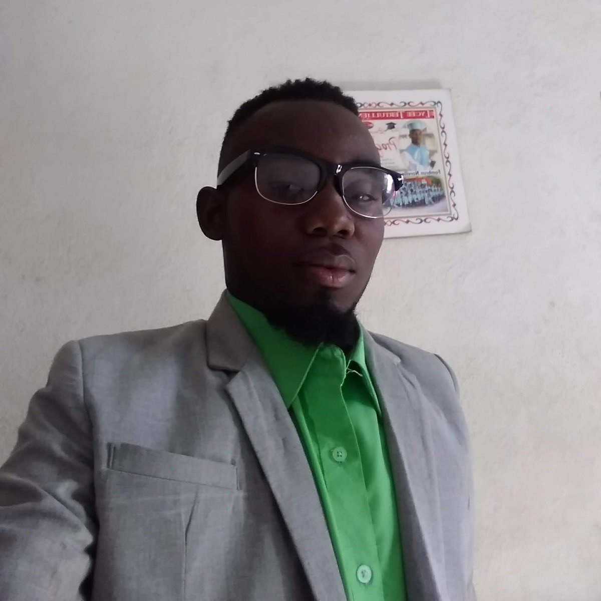 ChrisnetF's tweet photo. #NouvellePhotoDeProfil https://t.co/yhtq002sUP