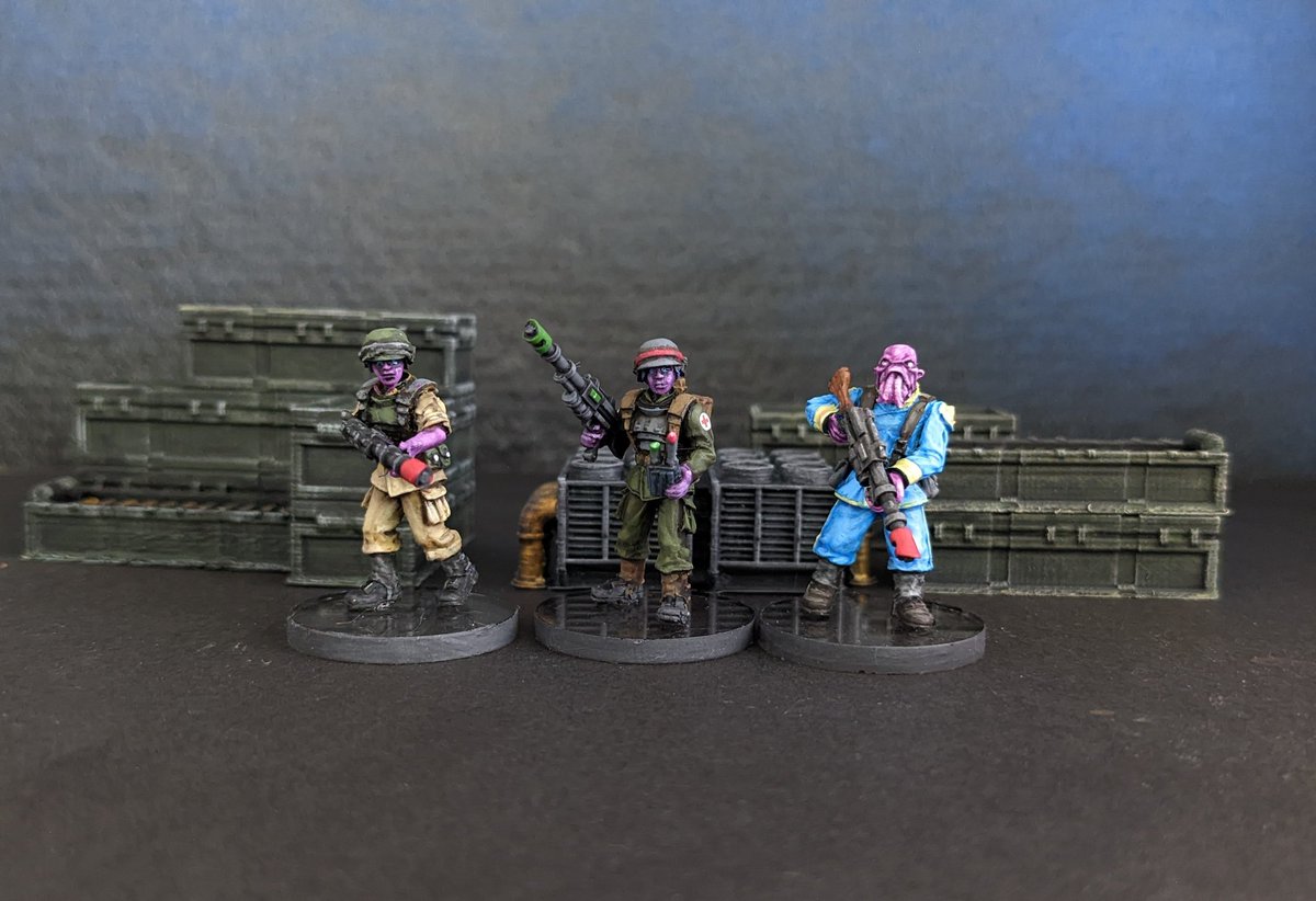 LefthandedPanzr's tweet photo. Some SciFi Miniatures from #victoriaminiatures some 3d printed terrain in the background from #warlayer #stargrave https://t.co/T5SERxw0tk