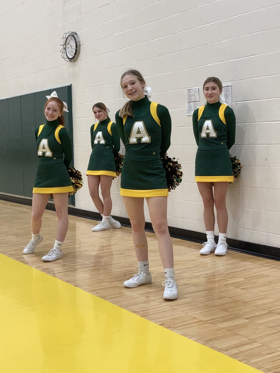 AJHComets's tweet photo. Love our cheerleaders! #AJHComets https://t.co/6m2G81iL0A