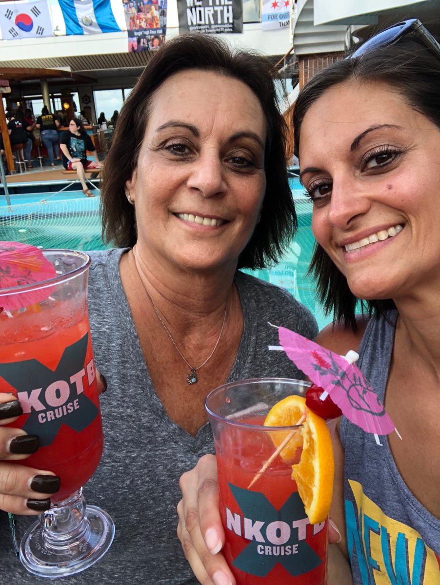 LisaCapitelli's tweet photo. Booked and ready for another @NKOTB cruise 🚢💕🎉🍹 Can’t wait to get back on that boat!! 
@DonnieWahlberg @dannywood @joeymcintyre @JonathanRKnight 
Jordan Knight https://t.co/AvlW29gNhu