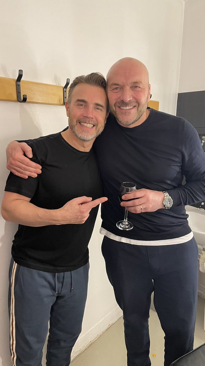 simonrim's tweet photo. If you get chance to see @GaryBarlow on his latest intimate tour DO IT! Superb show https://t.co/rclksgwNxA