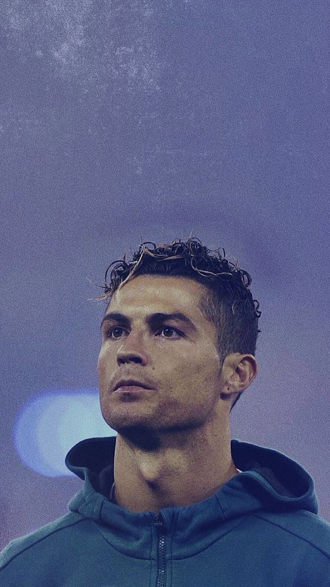 soumyacristiano's tweet photo. The CR7 hashtag on twitter comes with a goat figure for obvious reasons. #CR7𓃵 
The Ronaldo Effect ❤ https://t.co/LUfausa67C