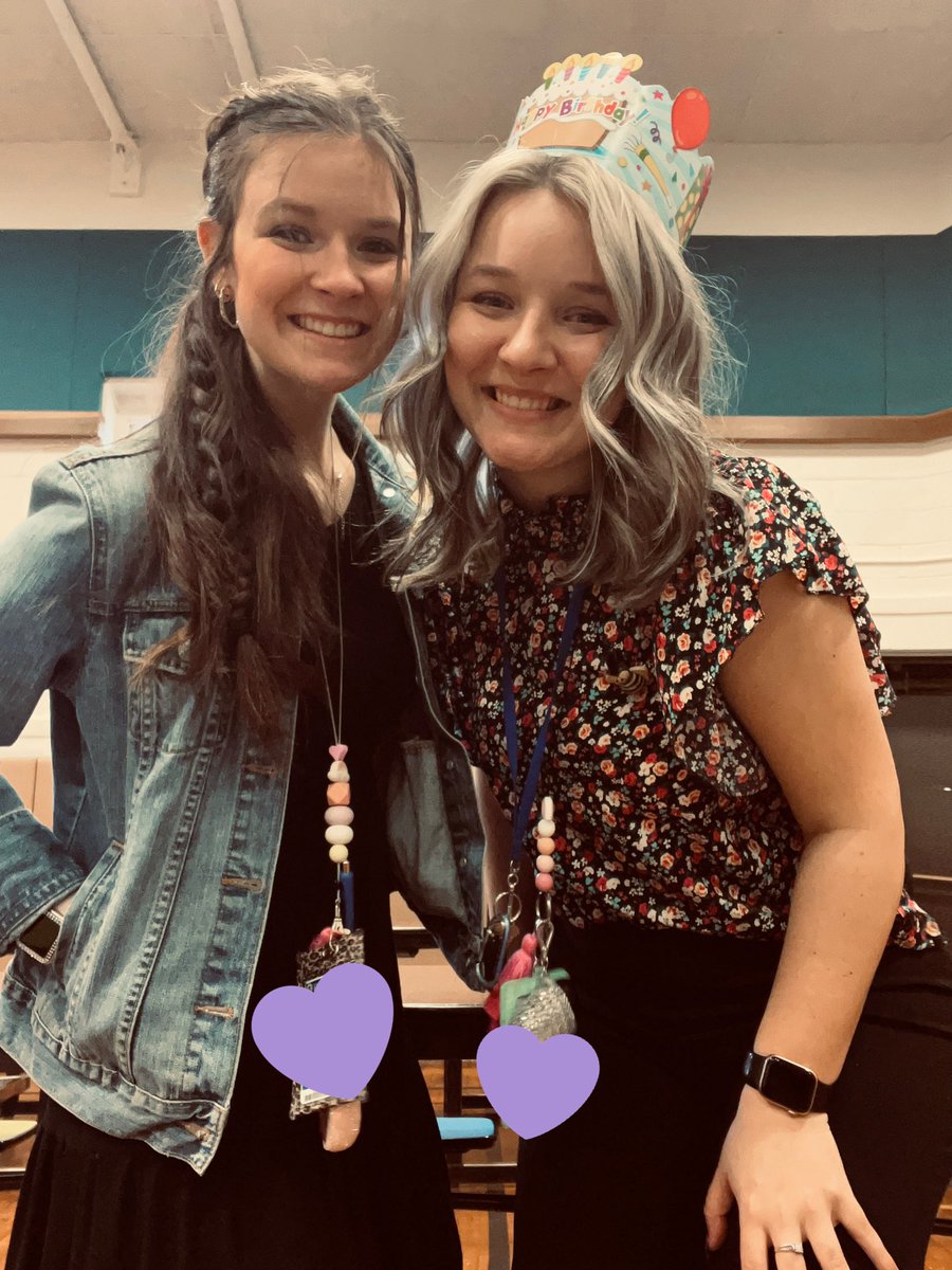 AubrieChrist's tweet photo. Got to teach with my sister today!!! The best birthday present 🎂👑🤍 https://t.co/7u6y59tyxW