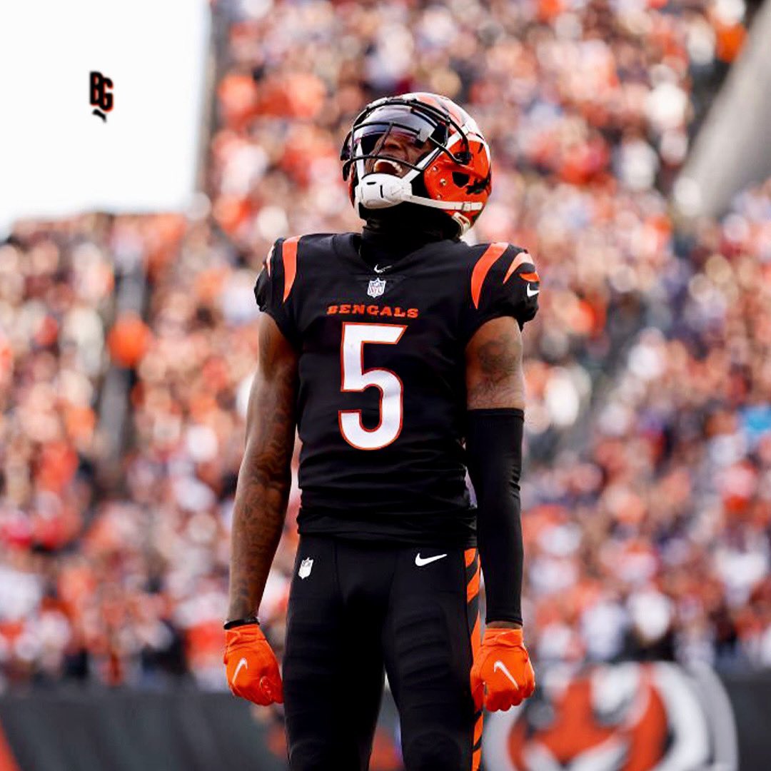 bengalsgraphic5's tweet photo. 5️⃣ @teehiggins5 https://t.co/CR19IWpfCT