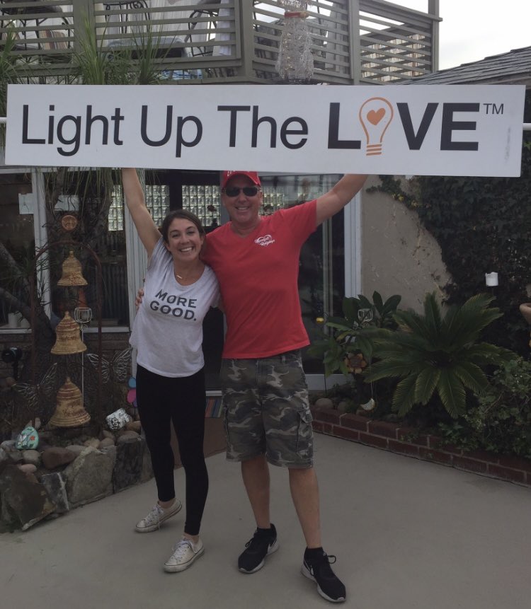 LUTLjerry's tweet photo. @MaryLath Mary, it was so fun to be part of your journey across our country. @CityofSanDiego The @lightupthelove Global Movement appreciates your countless actions of love, peace & unity. Keep shining brightly! #LightUpTheLOVE #LUTL π‘πβ€οΈ TY @mariashriver @ToddGloria #MoreGood https://t.co/oVYtaPQjHo