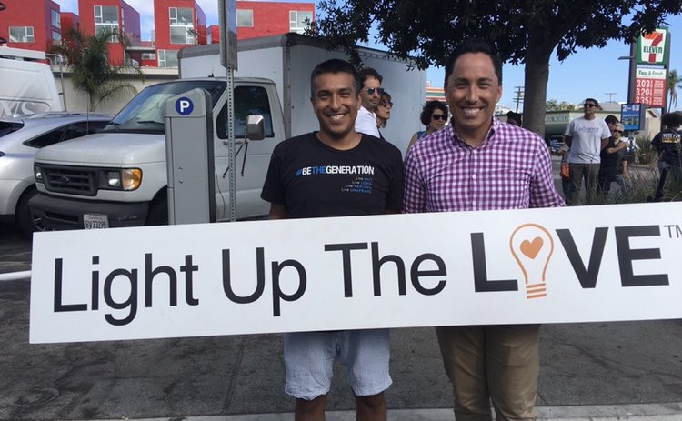LUTLjerry's tweet photo. @MaryLath Mary, it was so fun to be part of your journey across our country. @CityofSanDiego The @lightupthelove Global Movement appreciates your countless actions of love, peace & unity. Keep shining brightly! #LightUpTheLOVE #LUTL π‘πβ€οΈ TY @mariashriver @ToddGloria #MoreGood https://t.co/oVYtaPQjHo