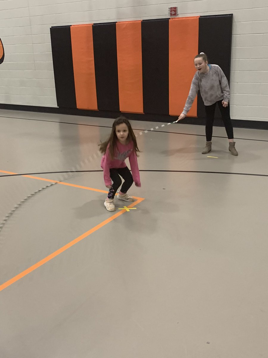 AmyKonoff's tweet photo. First day of our Kids Heart Challenge has been so fun!! #otsegoknights #healthyhearts #jumpropefun #Americanheartassociation https://t.co/CM89a4CQWB