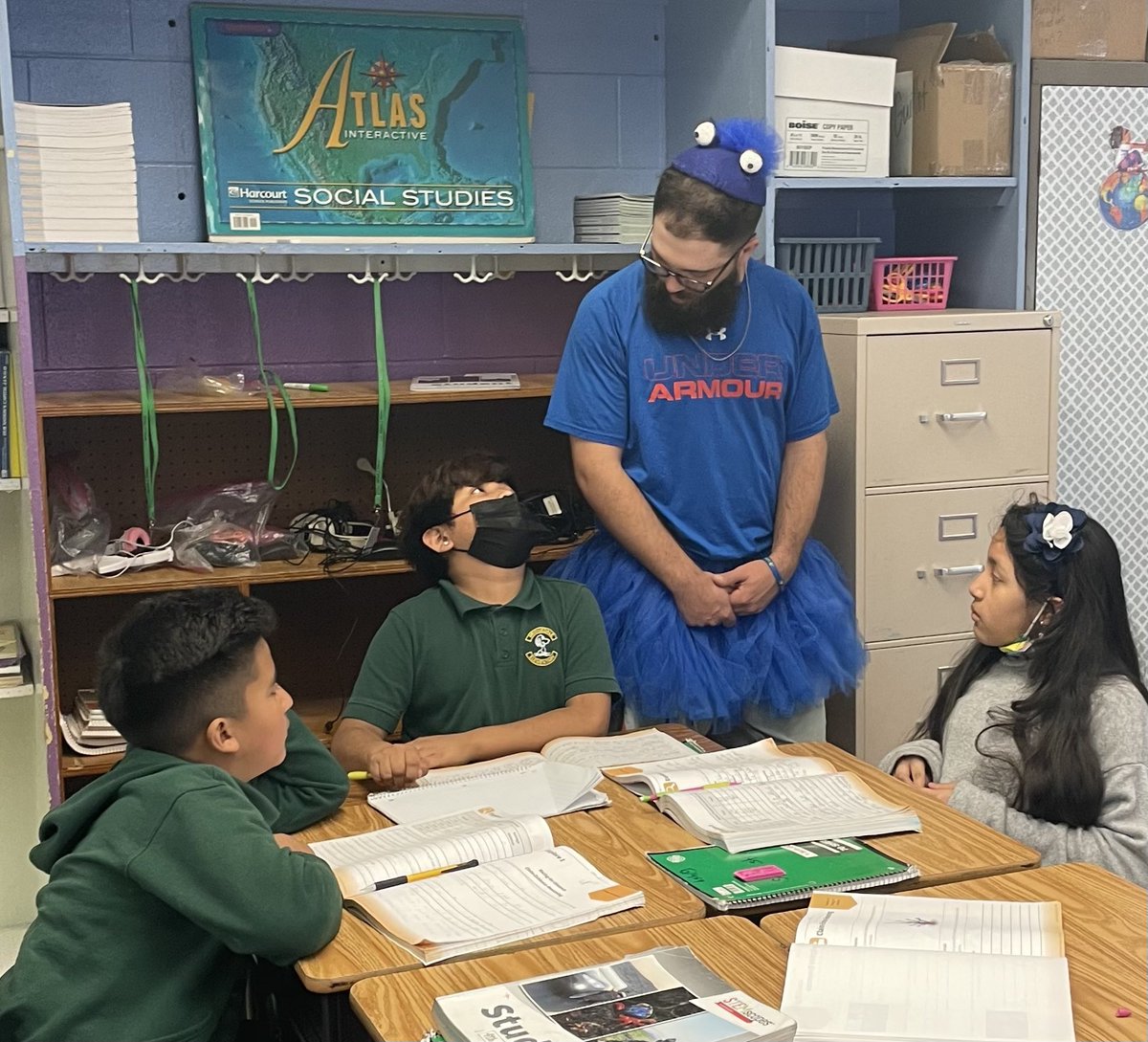 BridgedaleElem's tweet photo. Here’s a glimpse of teaching and learning (and don’t forget the tacos) in Grade 2 on 2.22.22. @JPschools @JasonJbeber #forwardtogetherjp #beaglepride🐶 #successtobarkabout https://t.co/DLb7KMTrcu