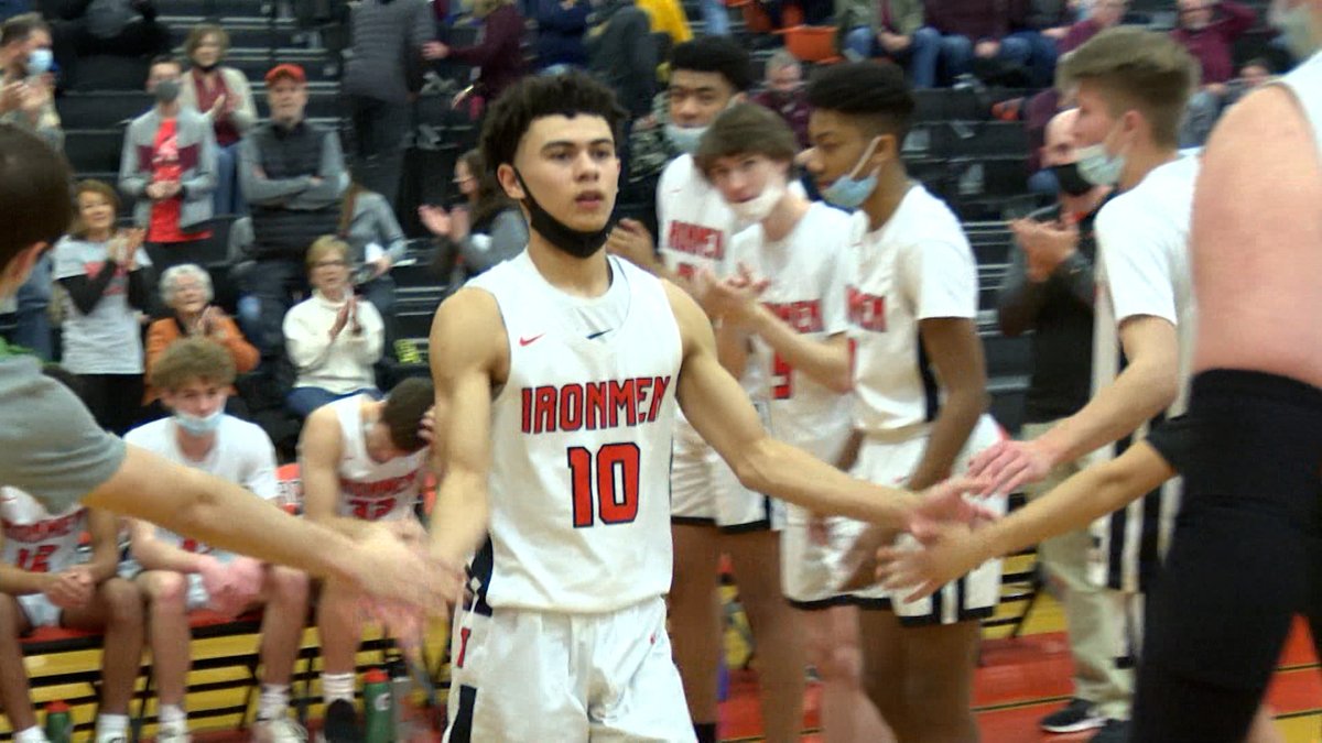 Redd Alert: Small guard <a href="/Treyway_10/">Trey Redd</a> is leading Normal Community to big season.

Story: centralillinoisproud.com/sports/local-s…