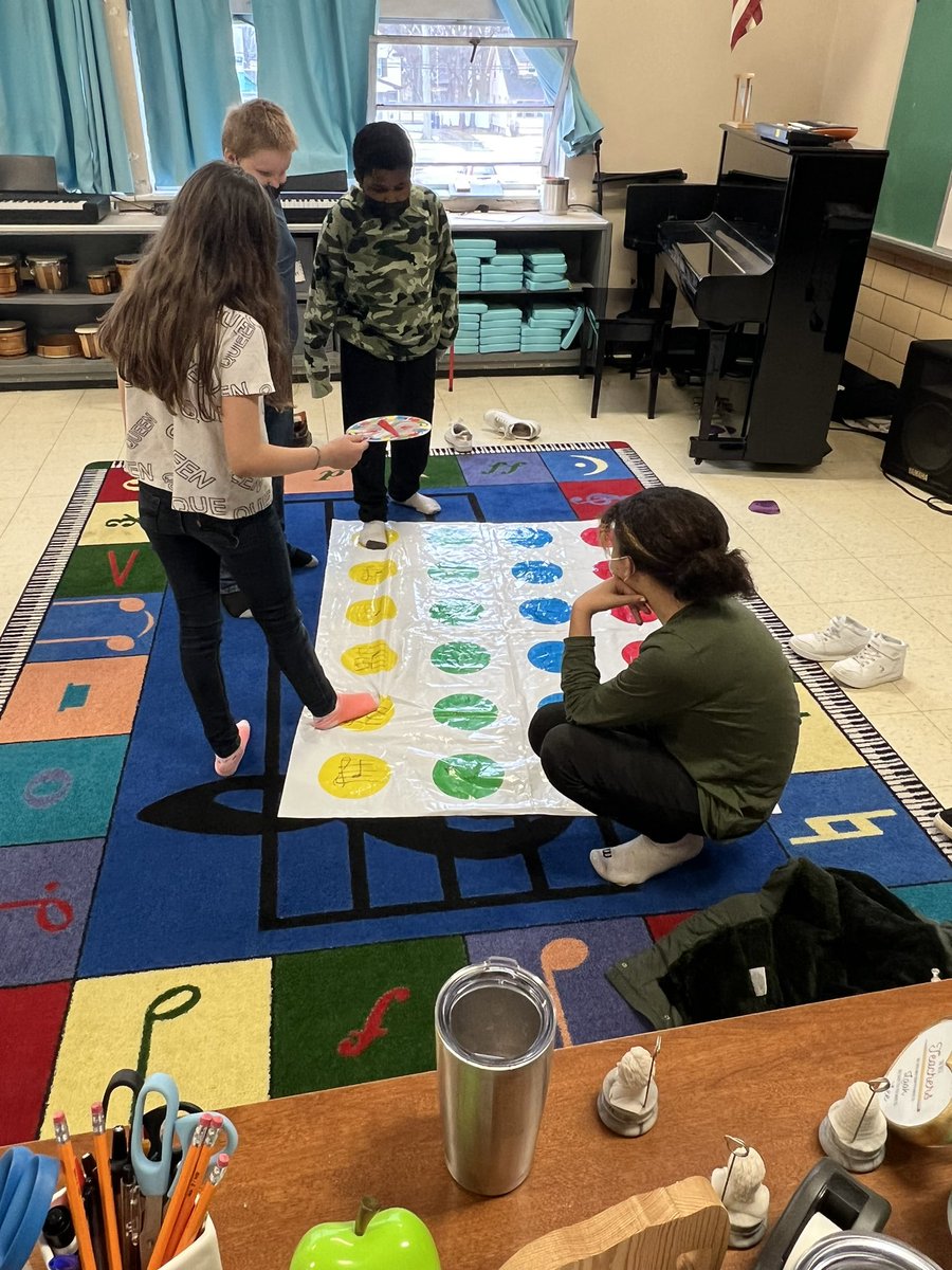 Musicwithmarsh's tweet photo. What better way to learn how to read notes than with board games! That’s right! Mrs. Brackenrich’s homeroom played Jenga, Twister, Emoji Note Name Bingo, and Checkers  to help learn how to read music. So fun! #onlyinravenna #riseupravenna #ravenpride https://t.co/hQ3rxSyDXL