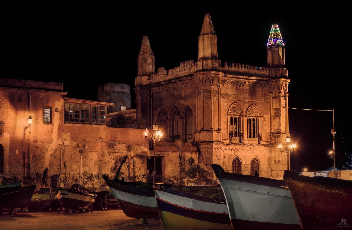 Fr_Ramones's tweet photo. Tonnara Florio
#Sicily #Palermo #florio #NightPhotography #photography https://t.co/dbY1RuxBji