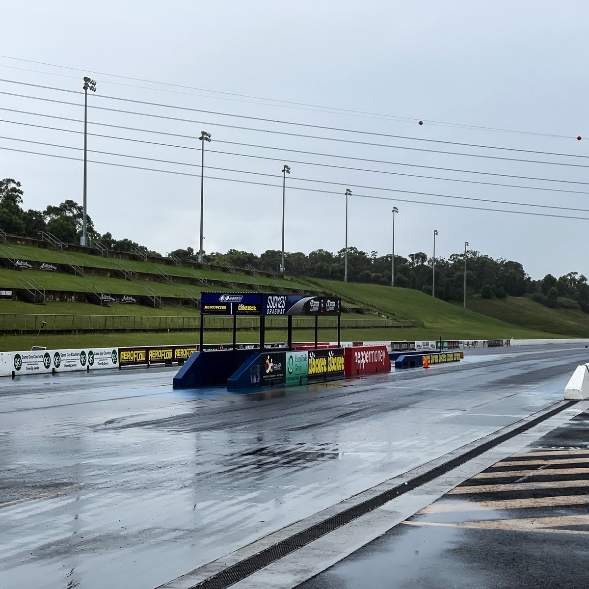 SydneyDragway's tweet photo. What’s Happening? Well it’s wet at the moment and we will keep an eye on the sky later for tonight’s Aeroflow Race 4 Real off street meet.
#offstreetracing #dragracing #sydneydragway https://t.co/eSE8CS3C09