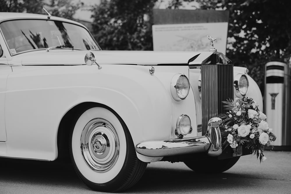 WeddingWA's tweet photo. Perth has some amazing wedding car suppliers. Whether you’re after something classic, large and luxurious, or unusual wedding transport, discover 120 classic and luxury wedding cars for your Perth wedding on our blog.
https://t.co/SNs8iS2uAL
#perthwedding #weddingwa https://t.co/j1UTWGqRAJ