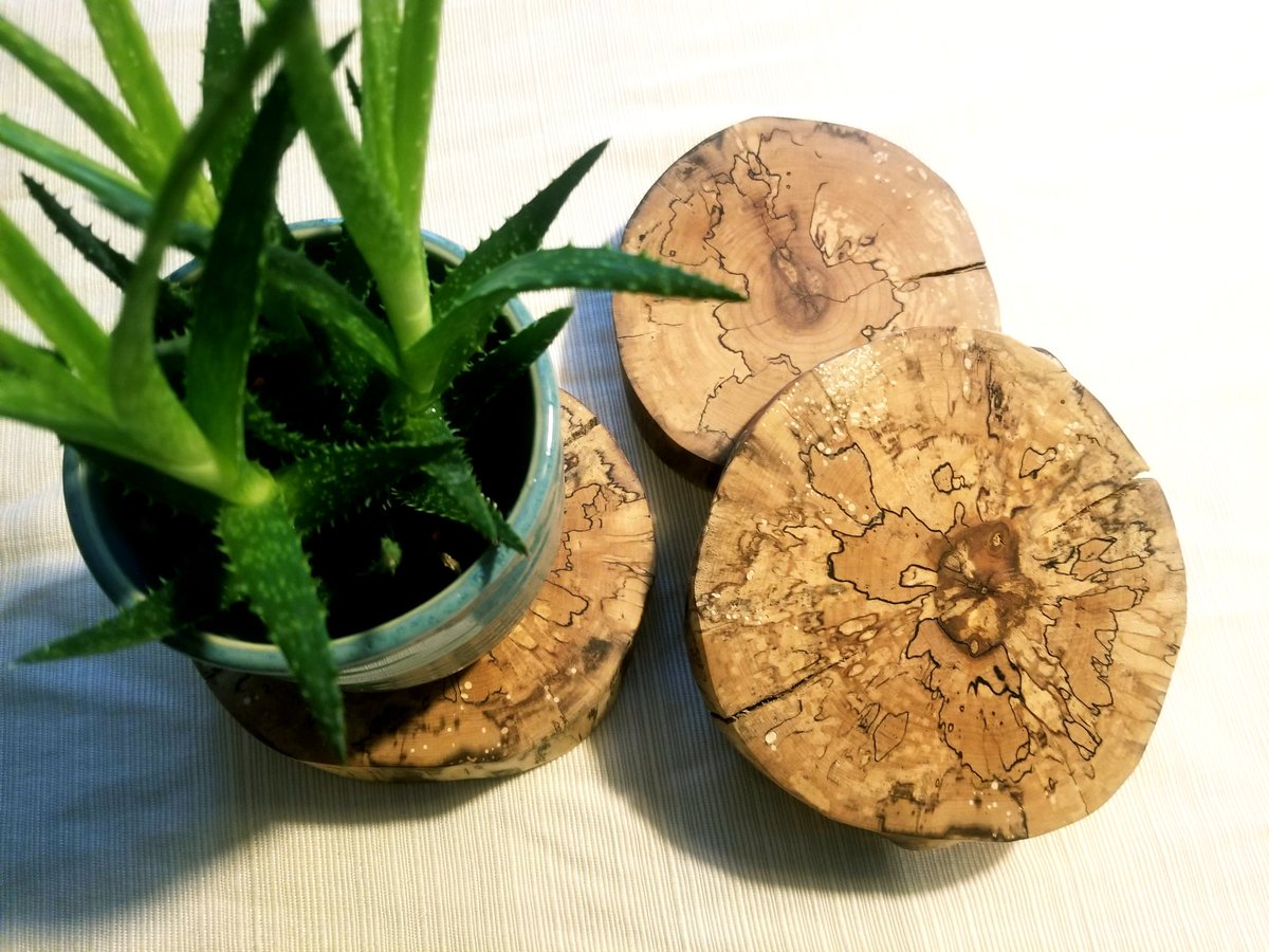 CreativeWoodVT's tweet photo. Spalted Maple Cookies | Thoughts?
#TreeCookie
#CreativeWoodworking
#WindsorVT https://t.co/kj3wFgPwLT