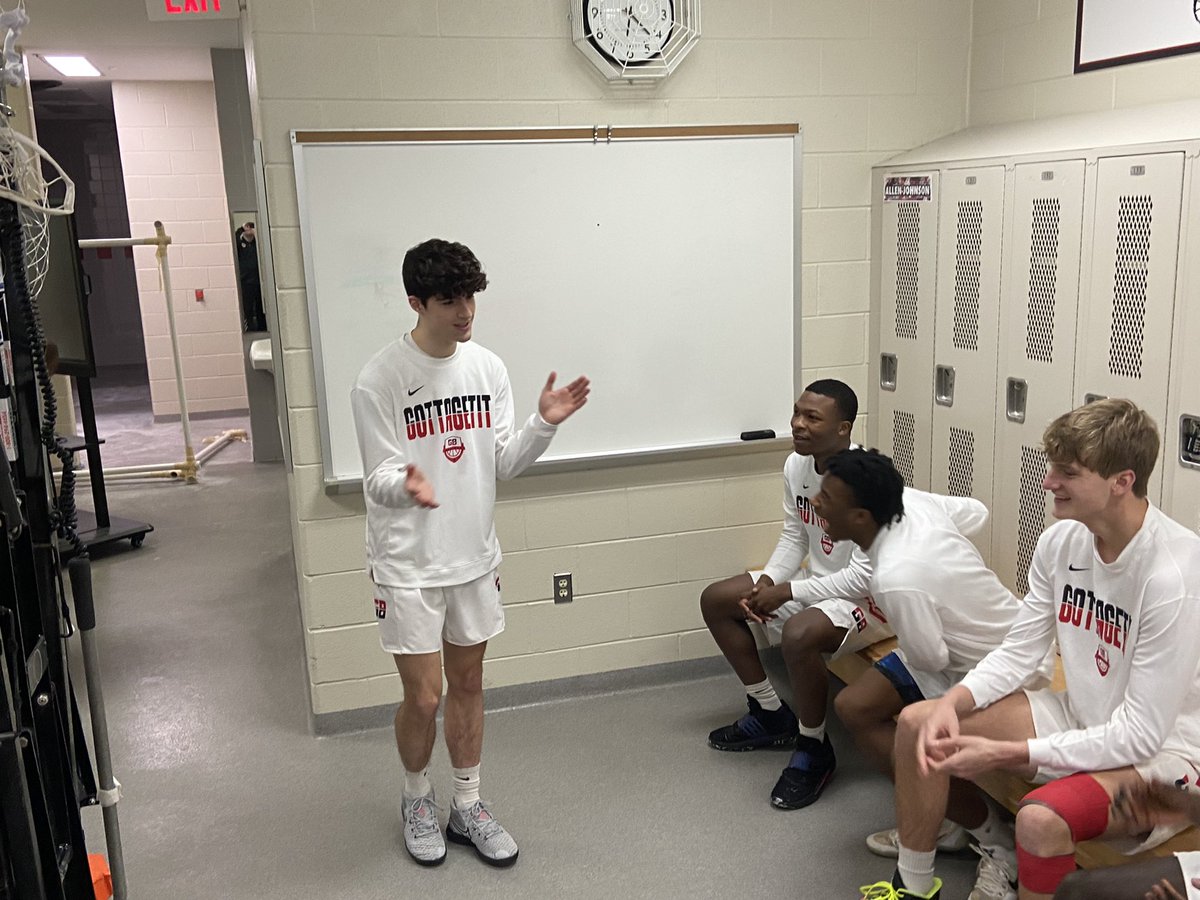 GrandBlancHoops's tweet photo. No question about it: Tonight is a night to honor our lone senior: Kyle Deibis!#SeniorNight https://t.co/iomc7G6Txt