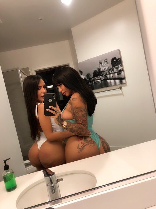 Watch Lela Star's leaked NSFW photo on TwXstars