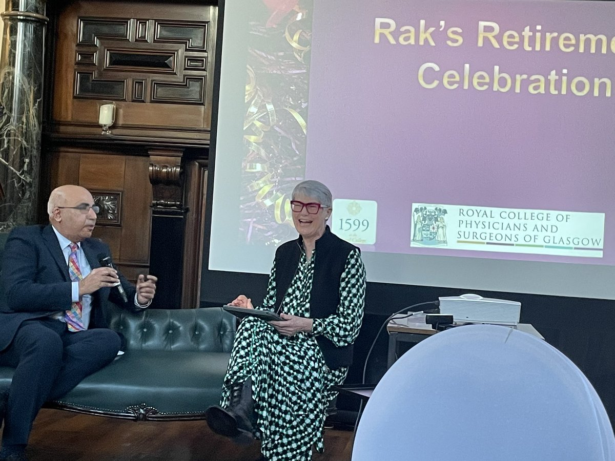TeoWinterAndy's tweet photo. Aceing a portfolio career with @olwenolwen and @DrRakN on the couch. A joy to see just a few people face to face and reflect on Rak’s 37 years https://t.co/ggyECThwbV