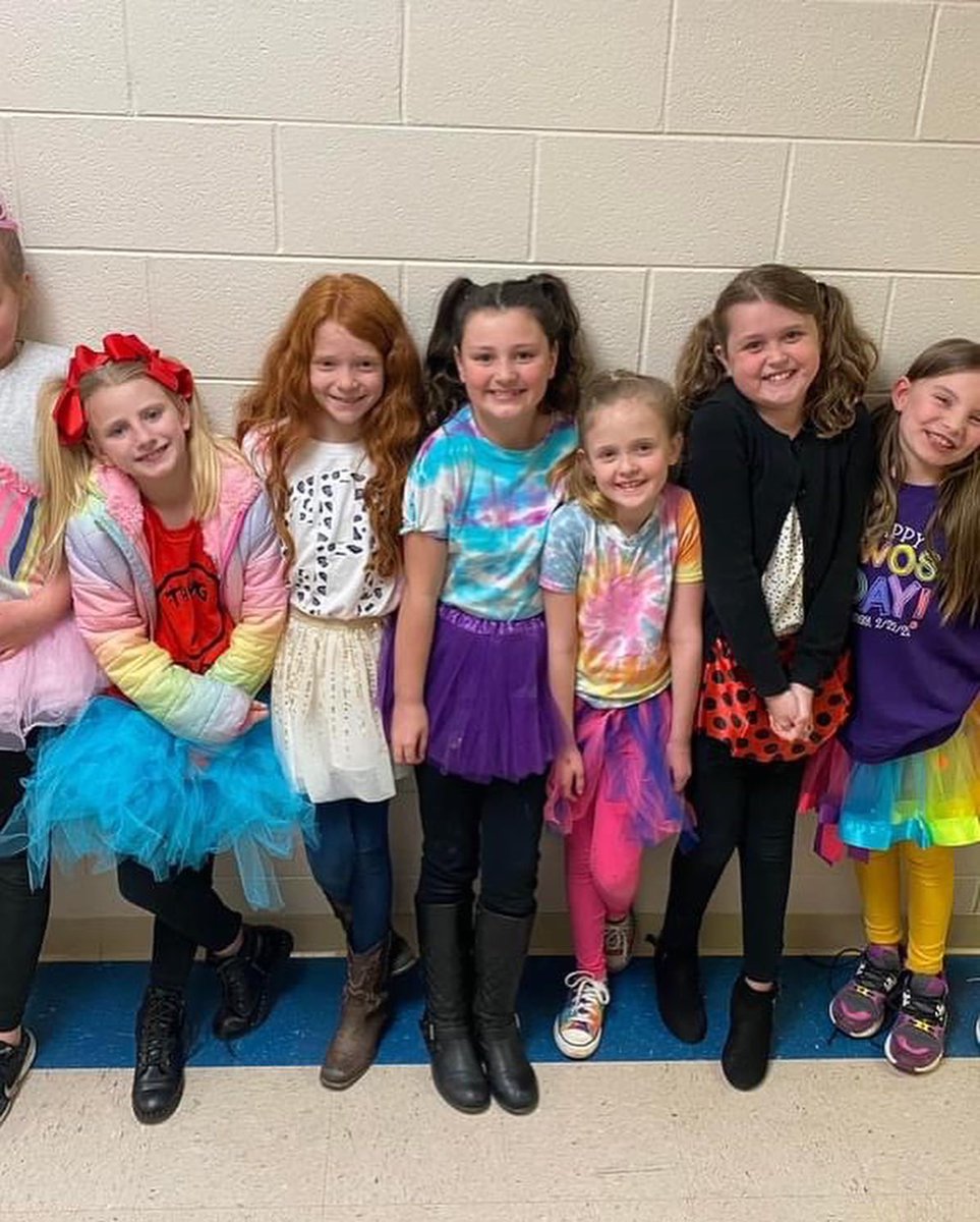 FOESWARRIORS's tweet photo. Students and staff had a great day celebrating 2/22/22! Everyone had lots of Twosday learning and fun! https://t.co/jiyTePLS4i