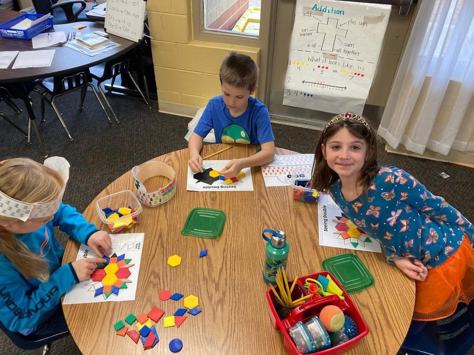 FOESWARRIORS's tweet photo. Students and staff had a great day celebrating 2/22/22! Everyone had lots of Twosday learning and fun! https://t.co/jiyTePLS4i