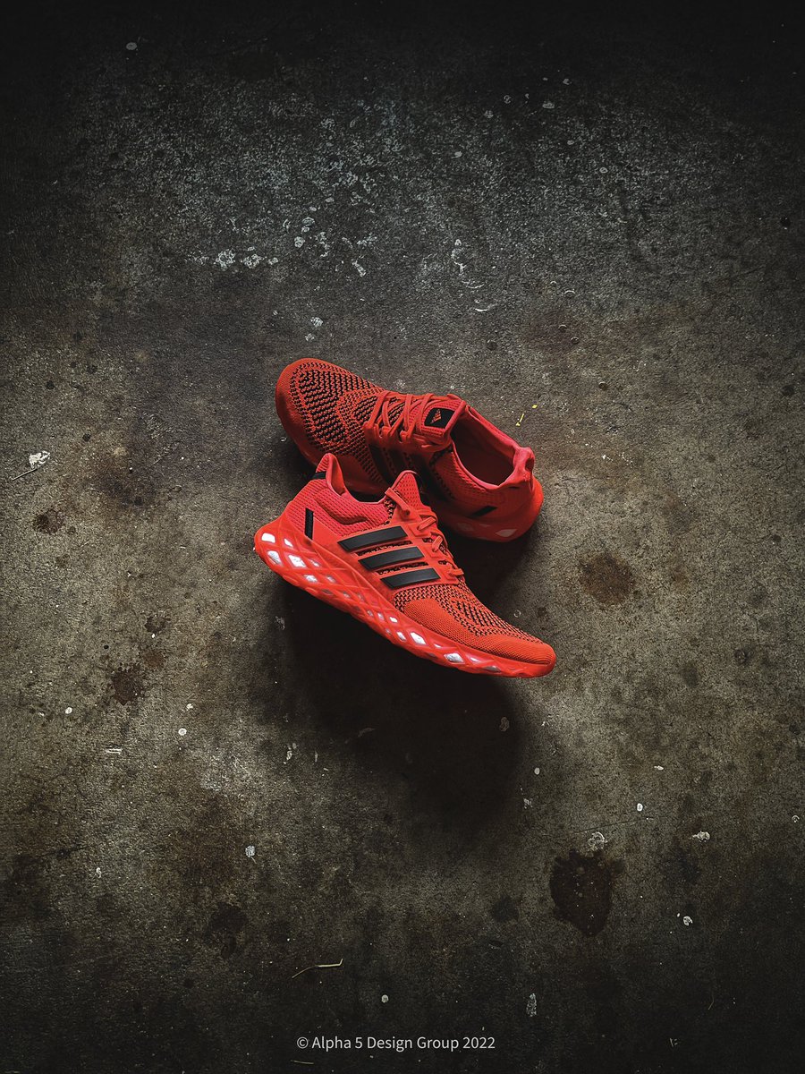 Kaeno's tweet image. UltraBoost WEB 🕸 DNA 🧬
Solar (Red / Orange) /// @adidasrunning