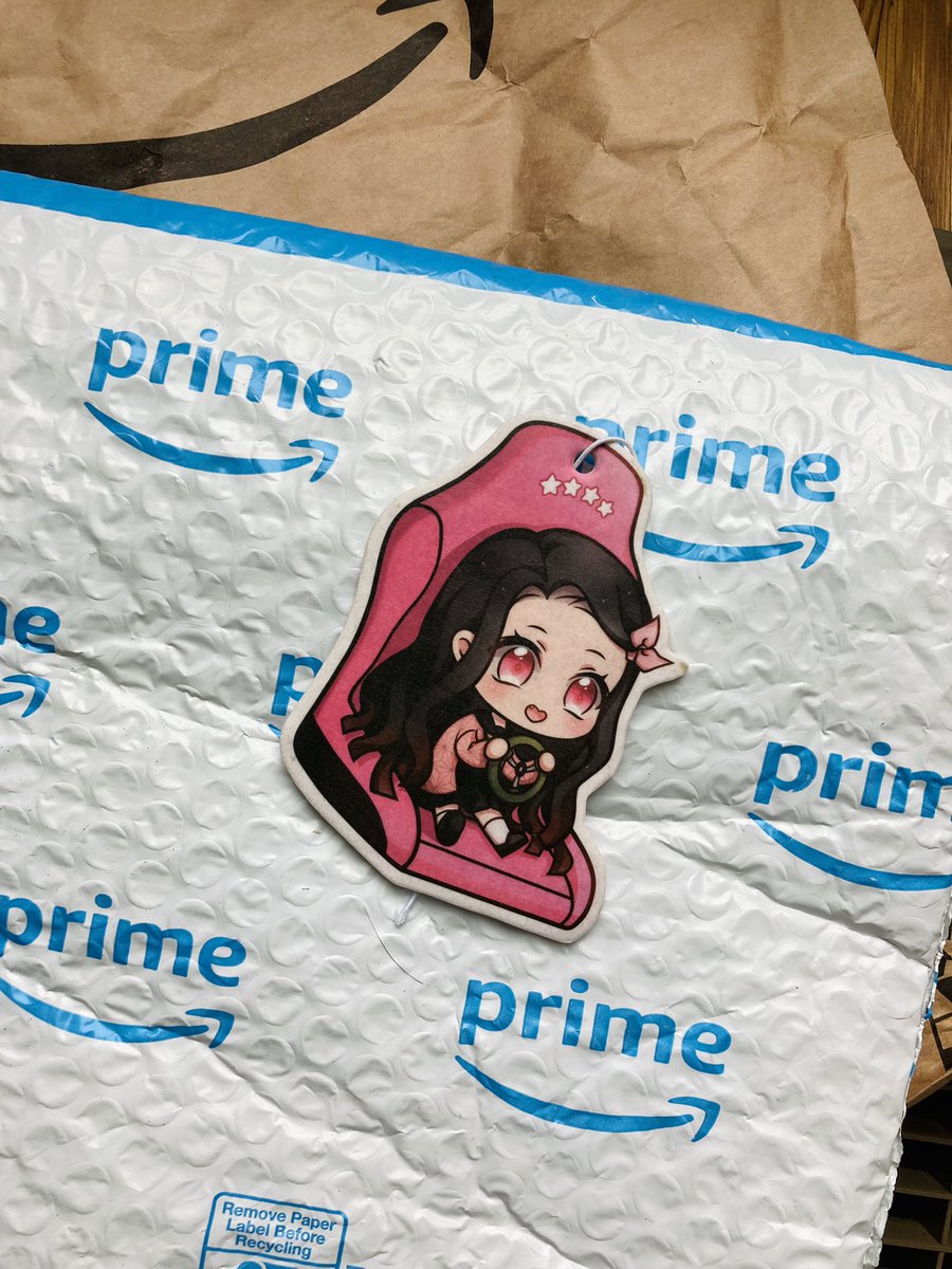 oheychristine's tweet image. We are now available on Amazon (PRIME)! Thank you guys for all the support and for allowing us to take big forward steps like this 💕
STAY TUNED because we want to make even more designs in 2022!

amazon.com/dp/B09RYJRG98?…