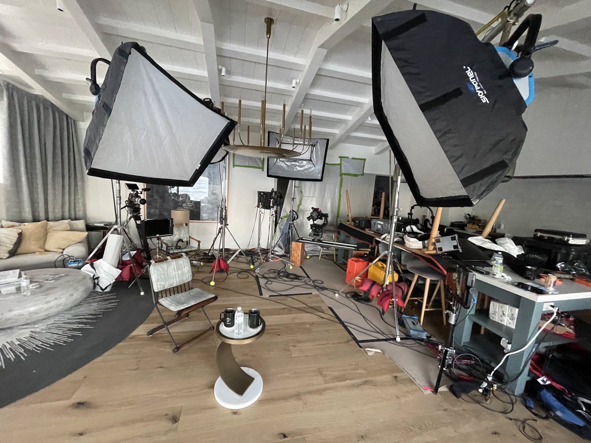 sfmediagp's tweet photo. Not too bad of a view when setting up for a video shoot. Where needed, we go. We travel with a crew to our client’s desired on-location video shoot. 

#fieldproduction #videoshoot #onlocationshoot #california #videoproductioncompany https://t.co/2jLpryrbey