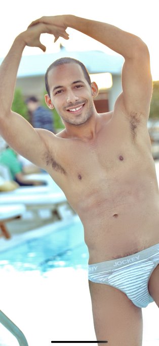 TRANSFORMATION TUESDAY 👶🏻👨🏻 https://t.co/IaUrllSXEr<a href="/tag/stillthatnigga"class="tags"><span>#stillthatnigga</span></a>