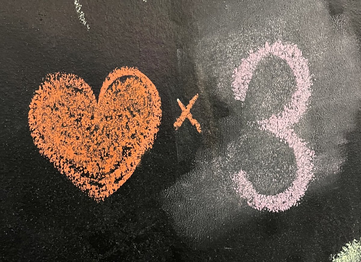 RED ❤️ tweet media