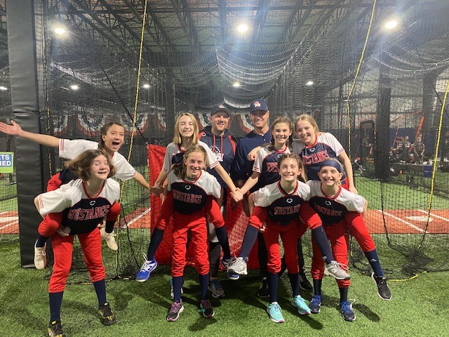 RoundTripperAca's tweet photo. Blakeley 12U celebrates a great game. Always time for a little fun at Roundtripper. After they work hard, it's time to hit the concession stand! #softball
#roundtripper #athletes https://t.co/kZnaWwCcGr