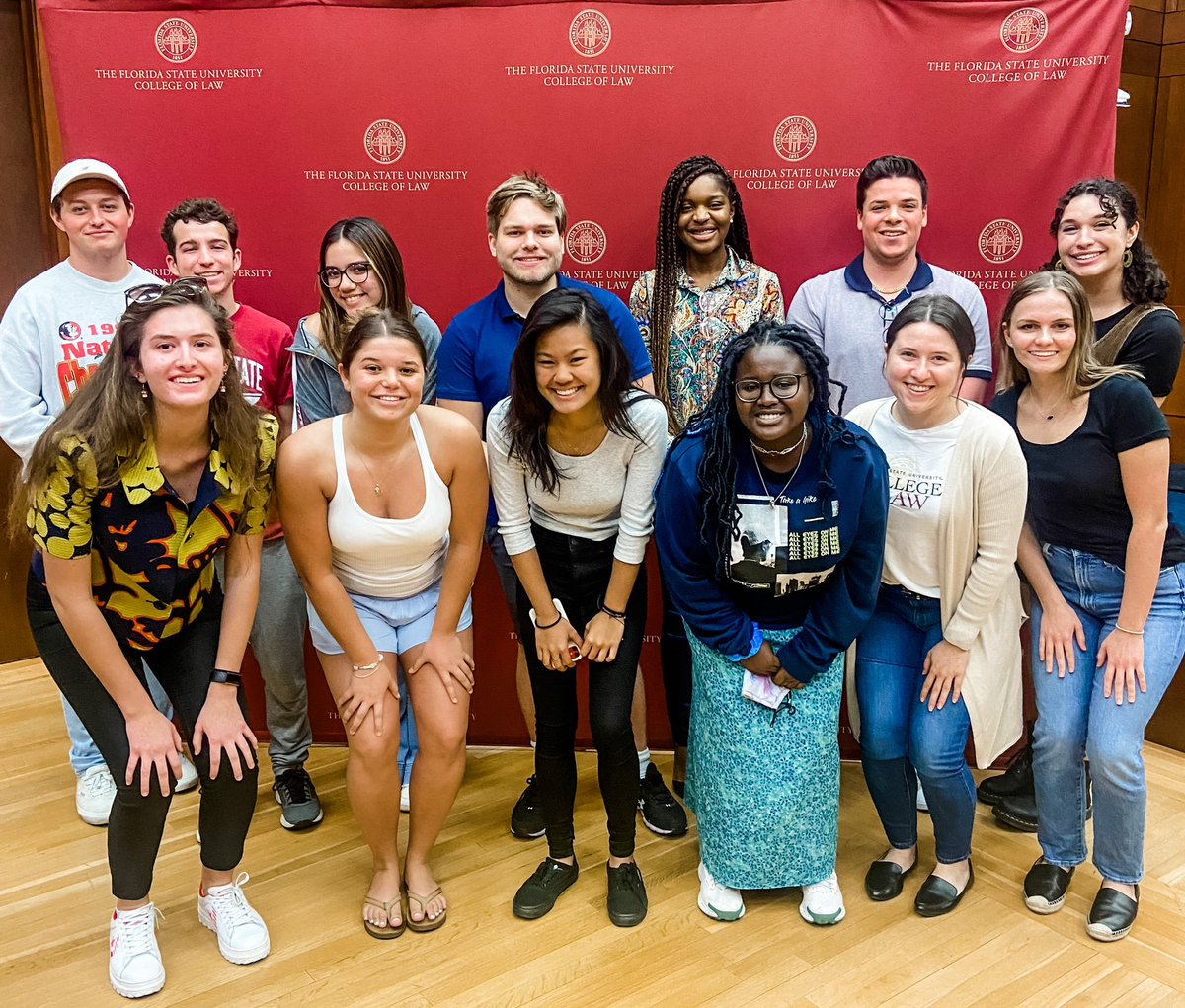 DeanB_FSULaw's tweet photo. Our #FSULaw students are the absolute best! Iβm in Tampa today supporting our bar exam-takers & these 5 rockstars stepped in to talk to my #BryanHall class about oral advocacy! So grateful for our students who are so generous with their time & talents! π’βοΈβΊοΈ @FSUCollegeofLaw https://t.co/ueV9CuTsAC