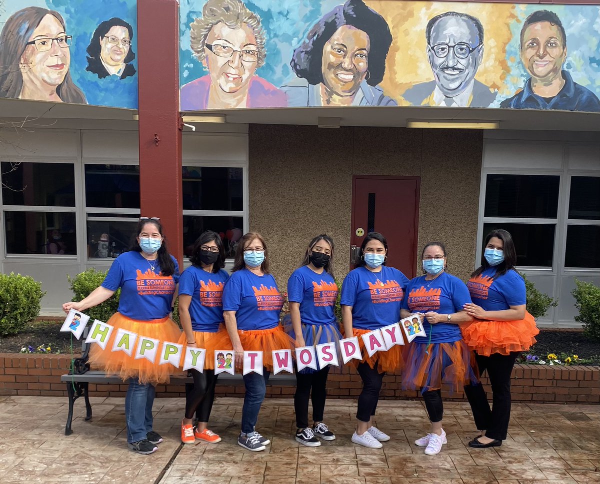 SjMottu's tweet photo. Tutus on 2/22/22! I love my @Tijerinaes family! Thank you @GarciaAnnieM for the idea! @IMarquez2020 @CECIBREA https://t.co/pmO7iBSSm3