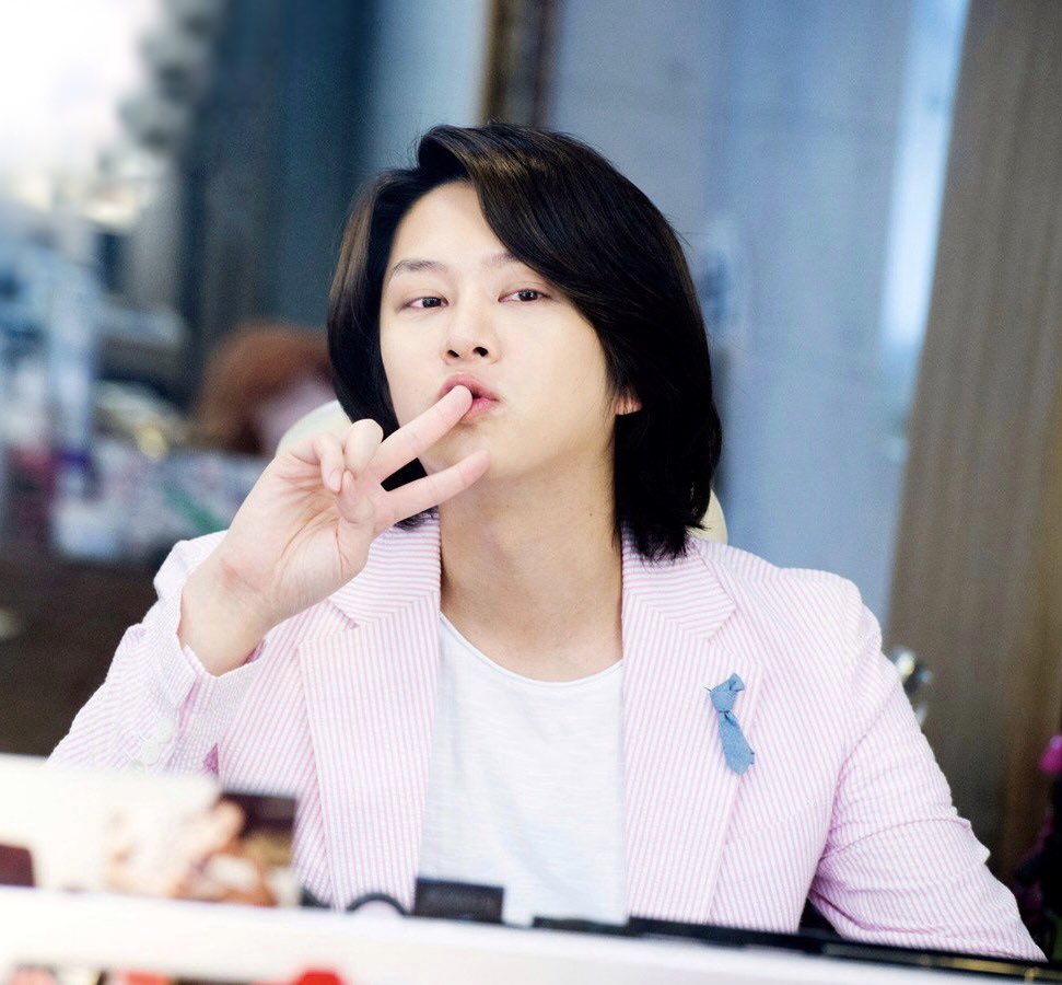 heechularchive's tweet photo. https://t.co/J7jupzo4k3