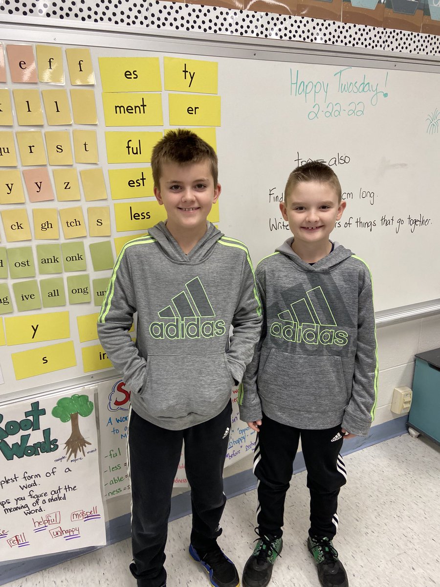 qas3b's tweet photo. Love all my cute twins and a set of triplets today! https://t.co/uXSII65vI3