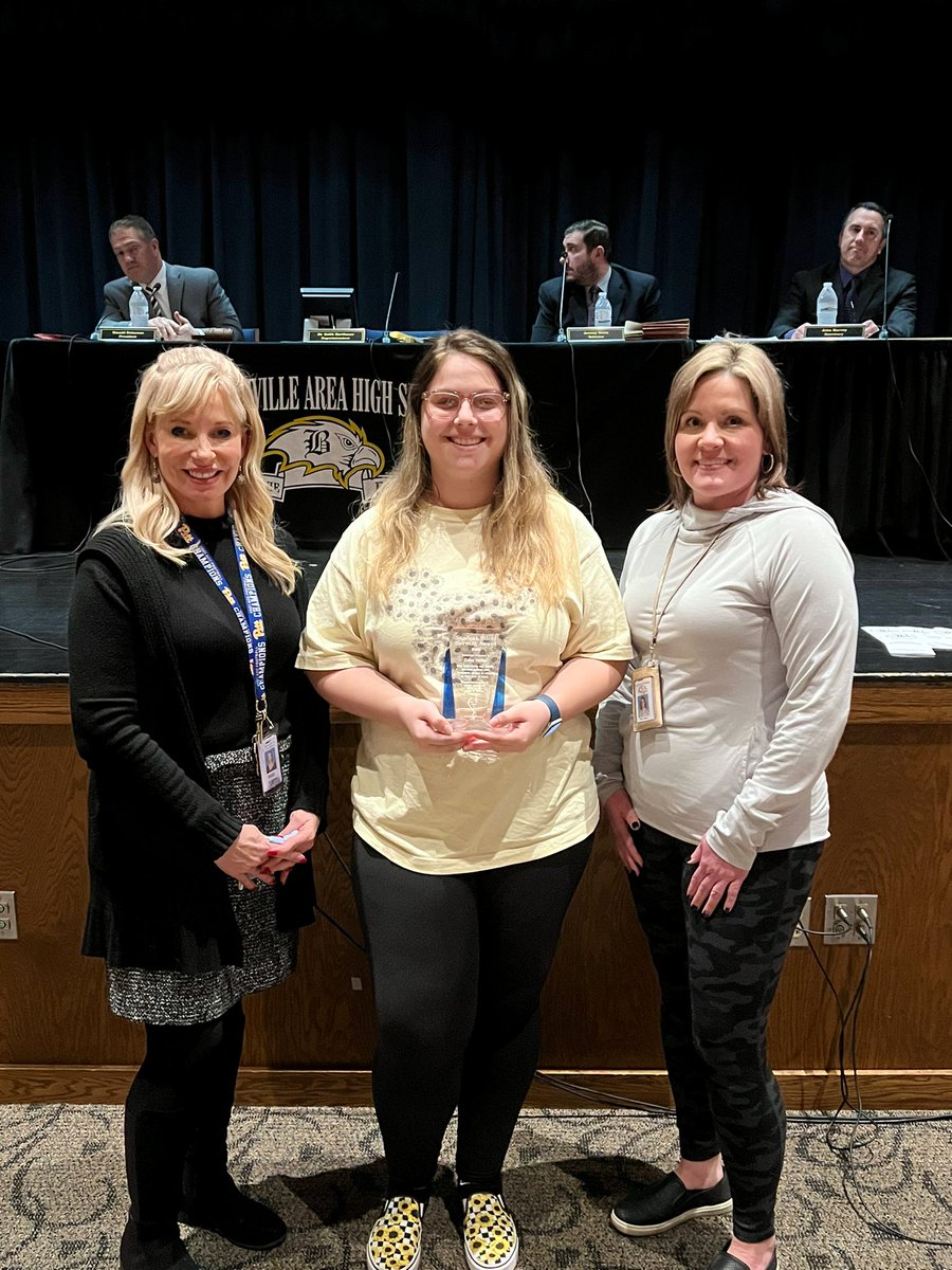 WKing_BAHS's tweet photo. Congratulations to @BrownsvilleSd student Erika Keffer for being awarded the Student Silent Service Award by The Peter R. Marsh Foundation.  #FalconPride @BAMS_Falcons @Principal_BAES @KHartbauer @Hutson313 @hsuniontown @bvillefalconsss https://t.co/4fG0gZ4HHR