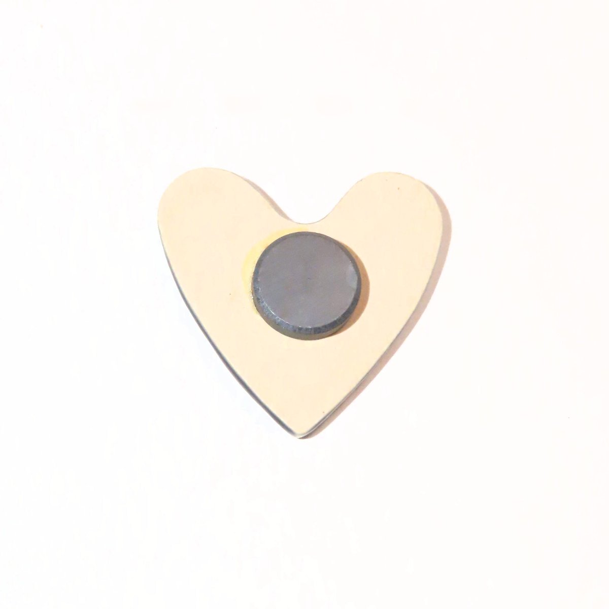 JKCJewelry's tweet photo. Rooster Heart Magnet, Blue Gray Pottery, Small Gift Idea, Refrigerator Magnet, Kitchen Décor https://t.co/uxY9tkb7bB #art #ceramics #pottery #handmade #BlueMagnet https://t.co/aOsnd0wBPY