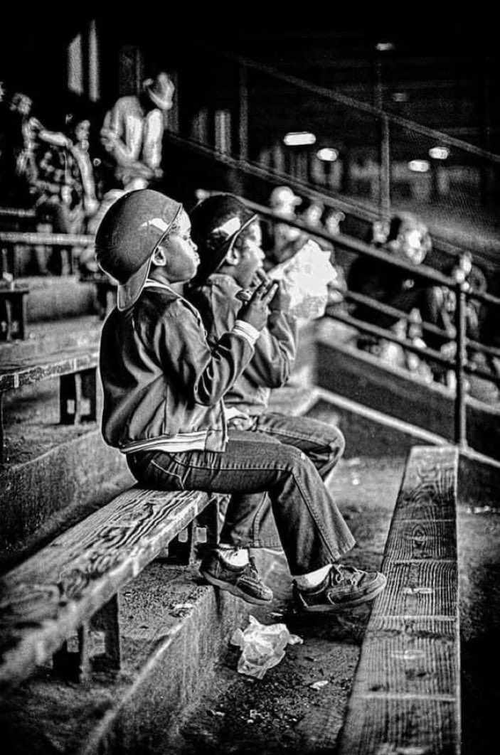 Super70sSports's tweet photo. Two kids enjoying baseball. C’mon, baseball. Let’s get it together. https://t.co/ZLIn7oJJ67