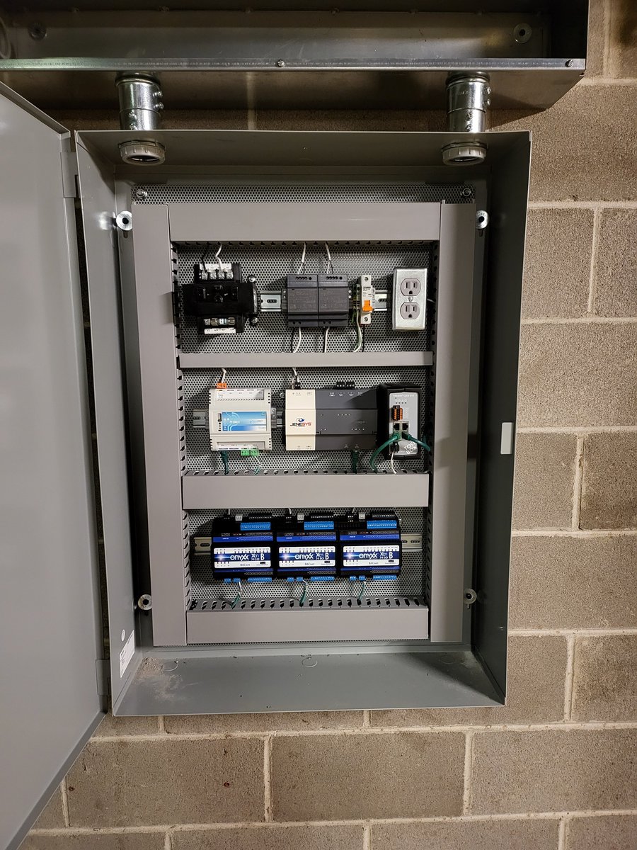FSM, an authorised PlantPRO Value Added Reseller, deployed PlantPRO at a South Alabama Hospital, USA. The project aimed to implement an energy optimisation upgrade to the hospital. PlantPRO's ability to optimise chiller plant operations made it a key role in this project.